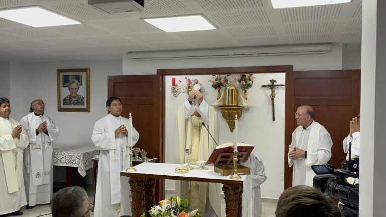 20250210_235838800_iOS