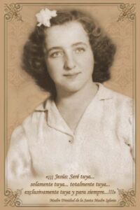 La Madre Trinidad a los 14 años (año 1943). La Madre Trinidad a los 14 años (año 1943).